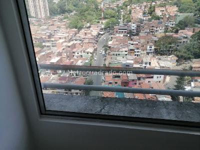 Apartamento de 3 alcobas en venta en Alcala, Bello, 55 m² · foto 5 de 11