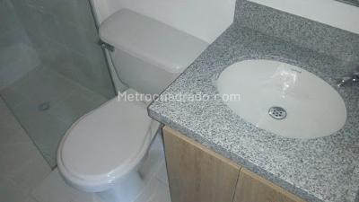 Apartamento de 3 alcobas en venta en Alcala, Bello, 55 m² · foto 10 de 11