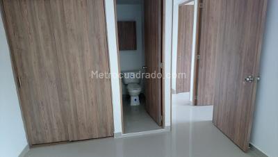 Apartamento de 3 alcobas en venta en Alcala, Bello, 55 m² · foto 6 de 12