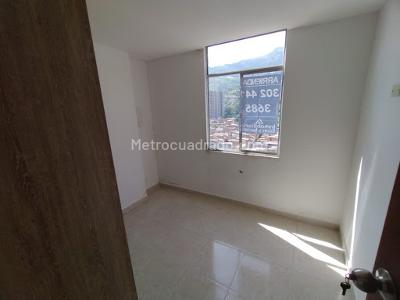 Apartamento de 3 alcobas en venta en Alcala, Bello, 55 m² · foto 7 de 12