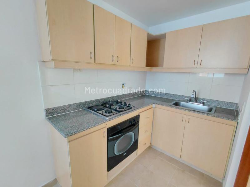 2BR Apartment in El Poblado (90 m²)