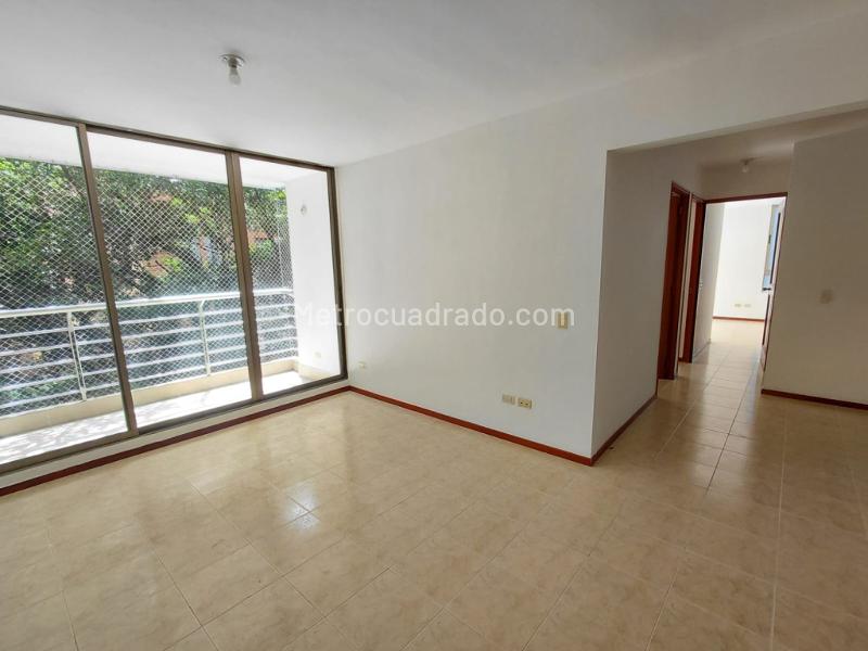 2BR Apartment in El Poblado (90 m²) - 2