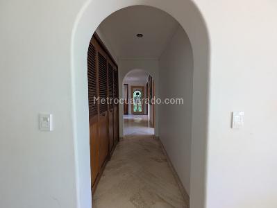 Apartamento en arriendo en El Poblado, Medellín · foto 10 de 14