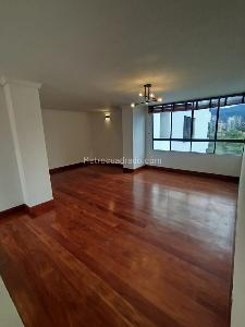 Apartamento en arriendo en El Poblado, Medellín · foto 6 de 19