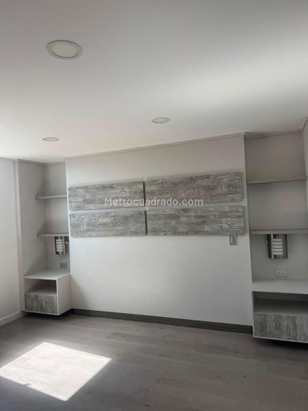 2BR Apartment in San Antonio (121 m²) - 4