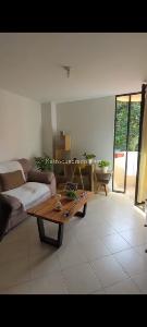 Apartamento en venta en La America, Medellín · foto 2 de 9