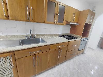 Apartamento de 2 alcobas en arriendo en El Poblado, Medellín, 72 m² · foto 9 de 20