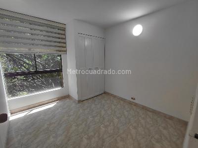 Apartamento de 2 alcobas en arriendo en El Poblado, Medellín, 72 m² · foto 15 de 20