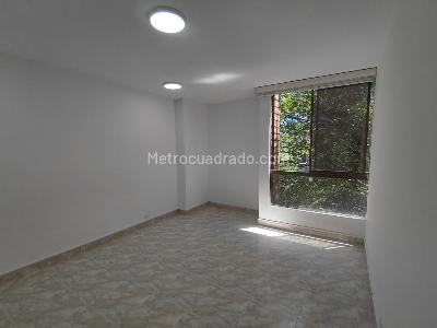 Apartamento de 2 alcobas en arriendo en El Poblado, Medellín, 72 m² · foto 16 de 20
