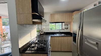Apartamento de 3 alcobas en venta en Las Antillas, Envigado, 67 m² · foto 2 de 20