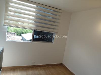 Apartamento de 3 alcobas en arriendo en La Aguacatala, Medellín, 90 m² · foto 7 de 20