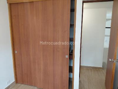 Apartamento de 3 alcobas en arriendo en La Aguacatala, Medellín, 90 m² · foto 12 de 20