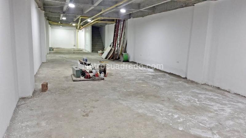 Bodega en Arriendo, Manrique Central 1, Medellín - Vista 4