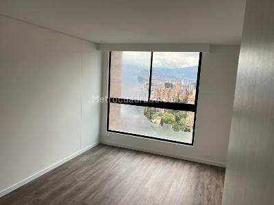 Apartamento de 2 alcobas en arriendo en El Poblado, Medellín, 96 m² · foto 10 de 20