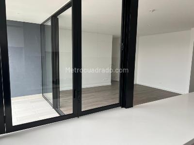Apartamento de 2 alcobas en arriendo en El Poblado, Medellín, 96 m² · foto 16 de 20