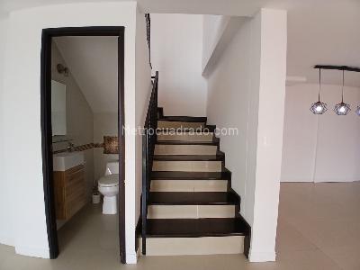 Apartamento de 4 alcobas en arriendo en Jardines, Envigado, 190 m² · foto 11 de 20