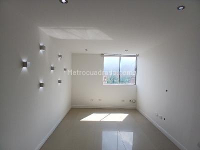 Apartamento de 4 alcobas en arriendo en Jardines, Envigado, 190 m² · foto 12 de 20
