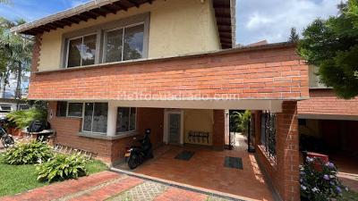 Casa en Arriendo, El Esmeraldal, Envigado en El Esmeraldal