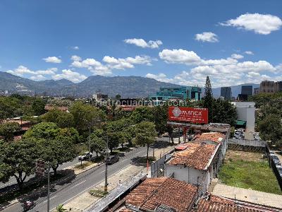Apartamento de 2 alcobas en arriendo en El Poblado, Medellín, 65 m² · foto 10 de 20