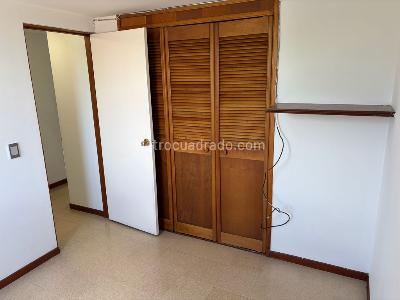 Apartamento de 2 alcobas en arriendo en El Poblado, Medellín, 65 m² · foto 7 de 20