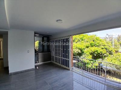 Apartamento de 3 alcobas en arriendo en Estadio, Medellín, 107 m² · foto 4 de 20