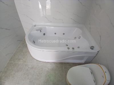 Apartamento de 3 alcobas en arriendo en Estadio, Medellín, 107 m² · foto 11 de 20