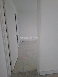 Casa de 4 alcobas en venta en Estadio, Medellín, 260 m² · foto 3 de 20