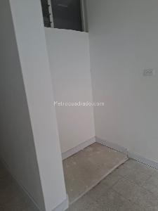 Casa de 4 alcobas en venta en Estadio, Medellín, 260 m² · foto 11 de 20