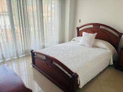 Casa de 4 alcobas en venta en San Jose, Sabaneta, 450 m² · foto 8 de 20