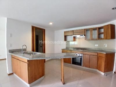 Apartment for rent in Las Lomitas, Sabaneta