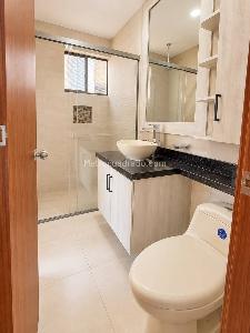 Apartamento de 3 alcobas en arriendo en Los Balsos, Medellín, 187 m² · foto 10 de 11