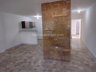 Casa de 3 alcobas en arriendo en Fátima, Medellín, 140 m² · foto 4 de 20