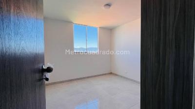 Apartamento de 2 alcobas en arriendo en Calasanz, Medellín, 45 m² · foto 7 de 14