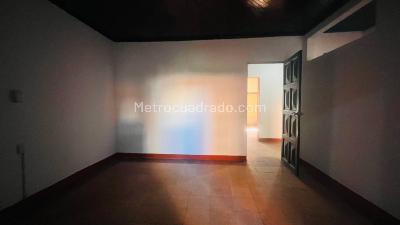 Casa de 3 alcobas en arriendo en Centro, Medellín, 160 m² · foto 17 de 20