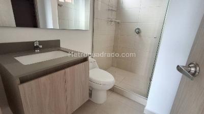 Apartamento de 2 alcobas en arriendo en San Nicolas, Rionegro, 68 m² · foto 13 de 14