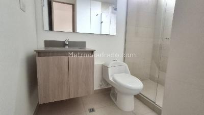 Apartamento de 2 alcobas en arriendo en San Nicolas, Rionegro, 68 m² · foto 7 de 14