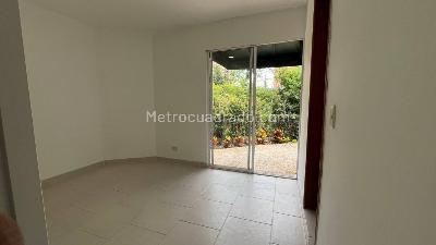 Casa de 4 alcobas en venta en El Esmeraldal, Envigado, 226 m² · foto 9 de 20