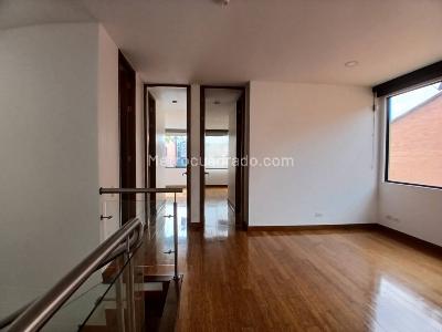 Casa de 3 alcobas en arriendo en San Lucas, Envigado, 228 m² · foto 14 de 20