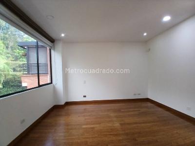 Casa de 3 alcobas en arriendo en San Lucas, Envigado, 228 m² · foto 20 de 20