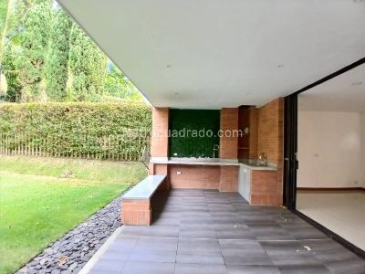 Casa de 3 alcobas en arriendo en San Lucas, Envigado, 228 m² · foto 7 de 20