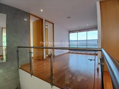 Casa de 3 alcobas en arriendo en San Lucas, Envigado, 448 m² · foto 15 de 20