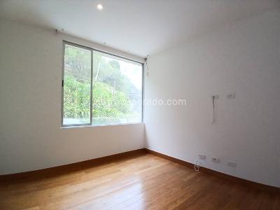 Casa de 3 alcobas en arriendo en San Lucas, Envigado, 455 m² · foto 10 de 20