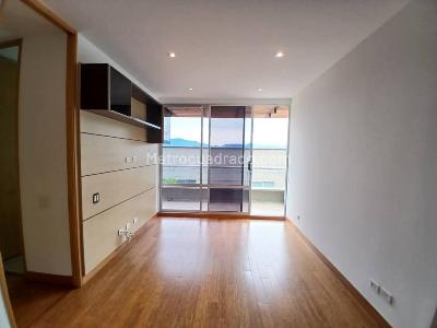 Casa de 3 alcobas en arriendo en San Lucas, Envigado, 455 m² · foto 9 de 20
