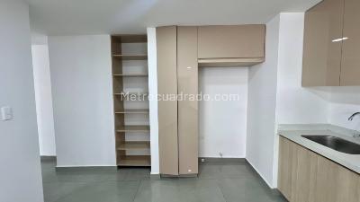 Apartamento de 3 alcobas en arriendo en Alameda, Medellín, 80 m² · foto 3 de 15
