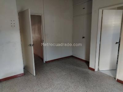 Apartamento de 1 alcoba en arriendo en Centro, Medellín, 45 m² · foto 2 de 10