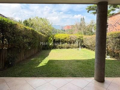 Casa de 4 alcobas en arriendo en Loma Del Escobero, Envigado, 300 m² · foto 5 de 20