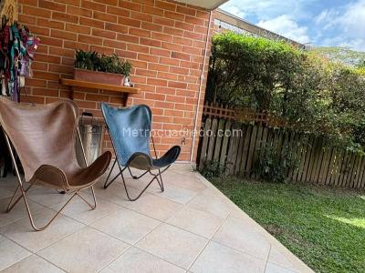 Casa de 4 alcobas en arriendo en Loma Del Escobero, Envigado, 300 m² · foto 8 de 20
