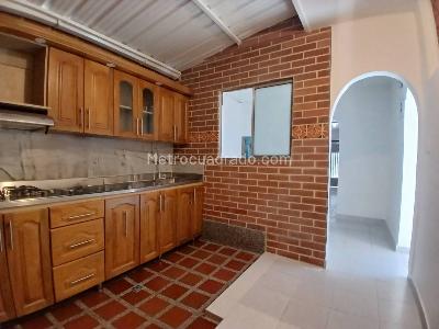 Casa de 4 alcobas en arriendo en Calasanz, Medellín, 150 m² · foto 8 de 20