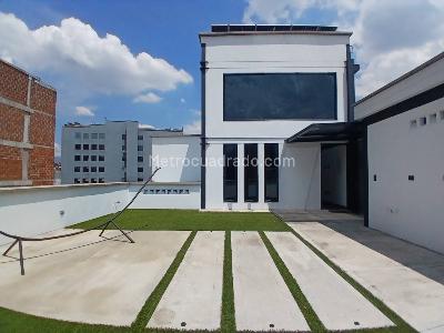 Apartaestudio en arriendo en Lorena, Medellín, 110 m² · foto 2 de 13