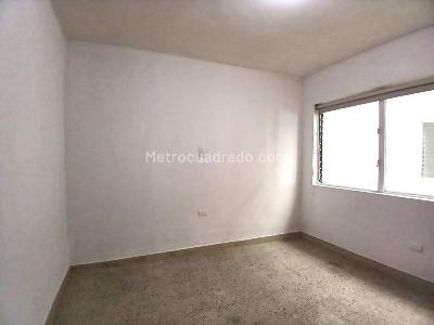 Casa de 4 alcobas en arriendo en Lorena, Medellín, 210 m² · foto 12 de 20